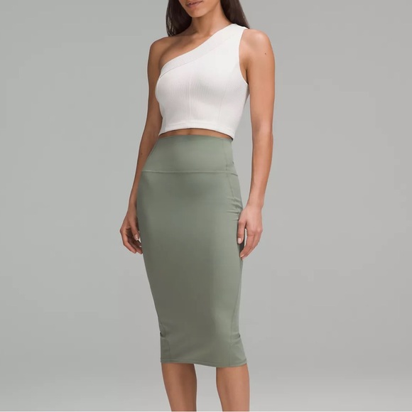 lululemon athletica Dresses & Skirts - Lululemon Nulu Slim Fit High Rise Midi Skirt Grey Eucalyptus Casual Size 8 NWT